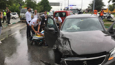 Gelecek Partisi konvoyunda kaza