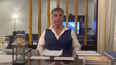 Veyis Ateş canlı yayındayken Sedat Peker tweetler yağırdı