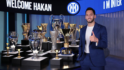 Hakan Çalhanoğlu resmen Inter’de