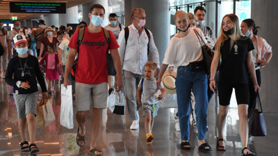 Rusya'dan ilk turist kafilesi Muğla'ya indi