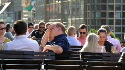 Dünyanın en mutlu ülkesi yabancı işçi arıyor