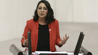 CHP İstanbul Milletvekili Sera Kadıgil istifa etti