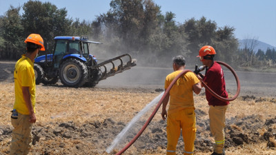Muğla'da orman ve makilik alanda yangın