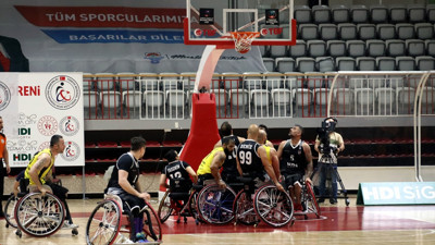 Tekerlekli Sandalye Basketbol Süper Ligi'nde ilk finalist belli oldu
