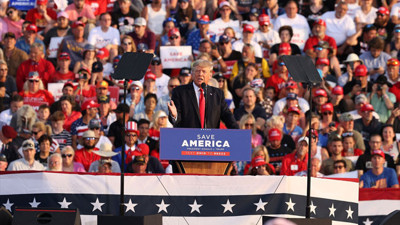 Trump meydanlara döndü