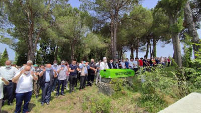 Tamir için çatıya çıkan 2 komşu düşerek hayatını kaybetti