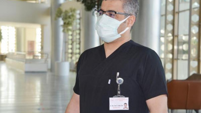 Koronaya yakalanan doktor yoğun bakımda yaşadıklarını anlattı