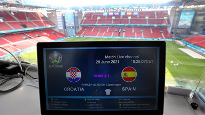 EURO 2020'de iki çeyrek finalist daha belli oluyor