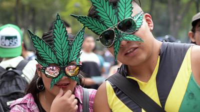 Meksika'da eğlence amaçlı esrar kullanımı suç olmaktan çıkarıldı