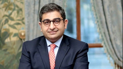 İspermeçet Balinası gibi derinlere daldılar