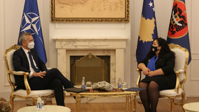 NATO Genel Sekreteri Stoltenberg, Kosova Cumhurbaşkanı Osmani ile görüştü