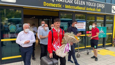 Avrupa 2.si olan Ordulu sporcu coşkuyla karşılandı