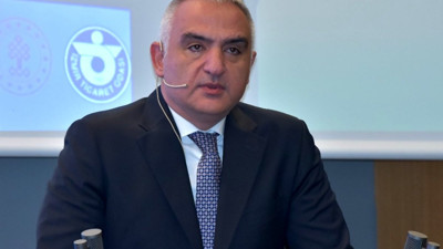 Bakan Ersoy'dan müzik yasağıyla ilgili açıklama