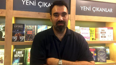 Ünlü gazeteci yazarın ter kokusu isyanı. Markete gittiğinde bakın başına ne geldi