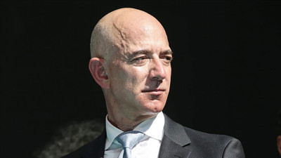 Bezos Funk’ı onur konuğu olarak davet etti