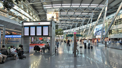 Pilotlar işten çıkarıldı onlarca sefer iptal edildi