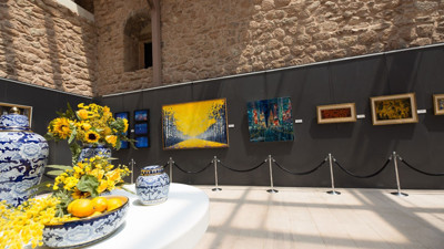 İshak Paşa Sarayı'nda İtalyan ressamların tabloları için sergi açıldı