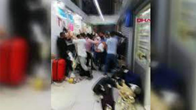 Eminönü'ndeki esnaf kavgasından olan cansız mankenlere oldu