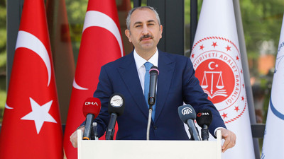 Bakan Gül'den hakim ve savcı alımı hakkında açıklama