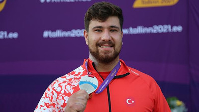 Alperen Karahan'dan tarihi başarı