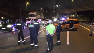 TEM'de kopan kablo trafiği kilitledi