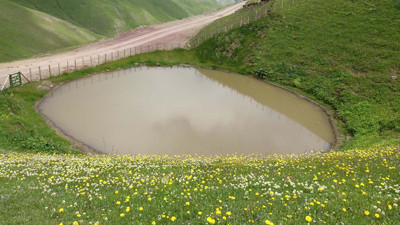 12 bin yıllık Dipsiz Göl artık Çamur Göl