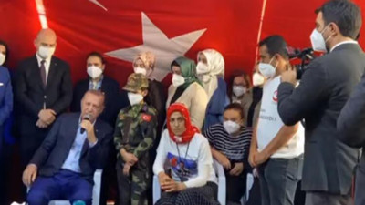 Cumhurbaşkanı Erdoğan'dan Diyarbakır annelerine ziyaret