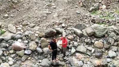 Kan kaybı yaşarken kaybolan 15 bin doları aradı