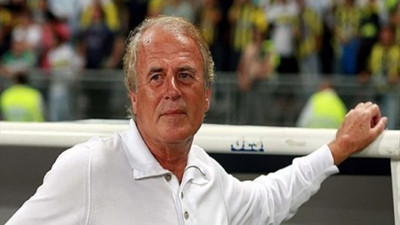 Mustafa Denizli yeniden anlaştı