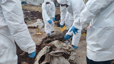 Halk düşmanı PKK/YPG’nin vahşeti ortaya çıktı. Afrin’deki toplu mezarda onlarca ceset bulundu