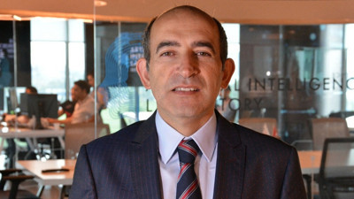 Görevden alınan Melih Bulu hamlesini Instagram'dan yaptı