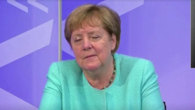 Almanya Başbakanı Merkel'in zor anları