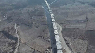 7 yıl geçti 7 bakan değişti yarısı dahi bitmedi