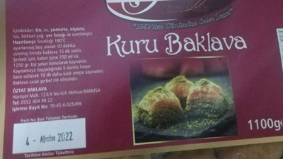 Antep fıstıklı baklavanın içinden ne çıktı