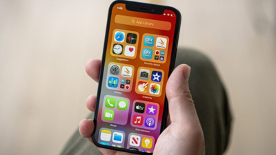iPhone 12 mini fena çuvalladı