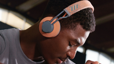 Güneş enerjisiyle çalışan kulaklık üretiliyor