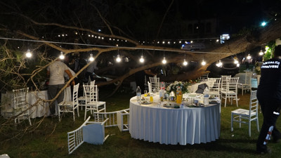 Antalya'da kır düğününde 'ağaç' devrildi: 2'si ağır 10 yaralı