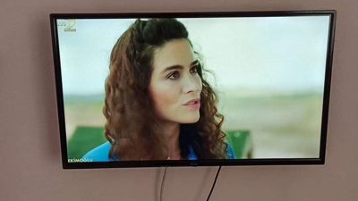 Bebeğine mama alabilmek için televizyonunu satışa çıkardı