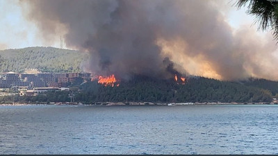 Bodrum'daki orman yangını Titanik Oteli tehdit ediyor