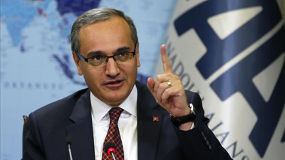 THK Kayyum Heyeti Başkanı memleket yanarken düğüne gitmiş