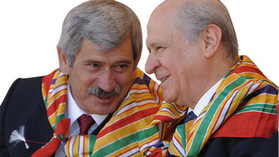 Bahçeli'nin eski sağ kolu Çetin: Milli Güvenliğimiz için tehdit de oluşturmaz mı?