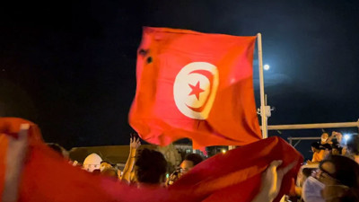 Tunus'ta iki milletvekili gözaltına alındı