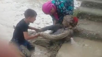 Van'da sel felaketi. Genç kadının mucize kurtuluşu
