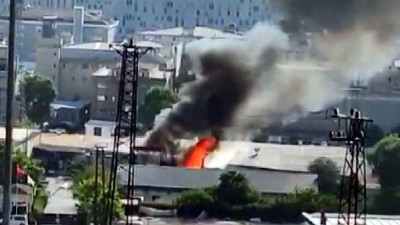 İki sanayi sitesinde yangın