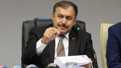 AKP’li eski Bakan Veysel Eroğlu’nun daha önce yazdıkları olay oldu.