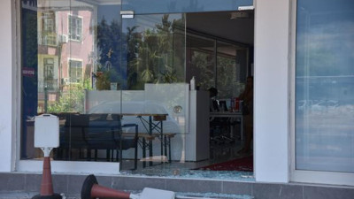 21 yaşındaki Azra'nın katilinin iş yerine saldırı