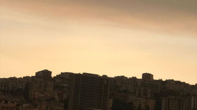 İzmirlileri tedirgin eden görüntü! Fotoğraf çekmek için herkes telefonlarına sarıldı