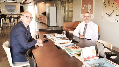 İYİ Partili Ahmet Çelik'ten T24'e ziyaret: Bağımsız basın ülkenin teminatı