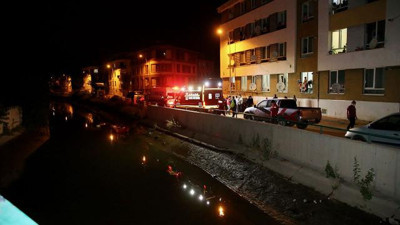 Kaçan topunun peşinden giden çocuk canından oldu