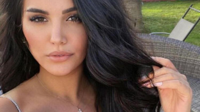 Ünlü şarkıcısının eşinden yasak aşk itirafı